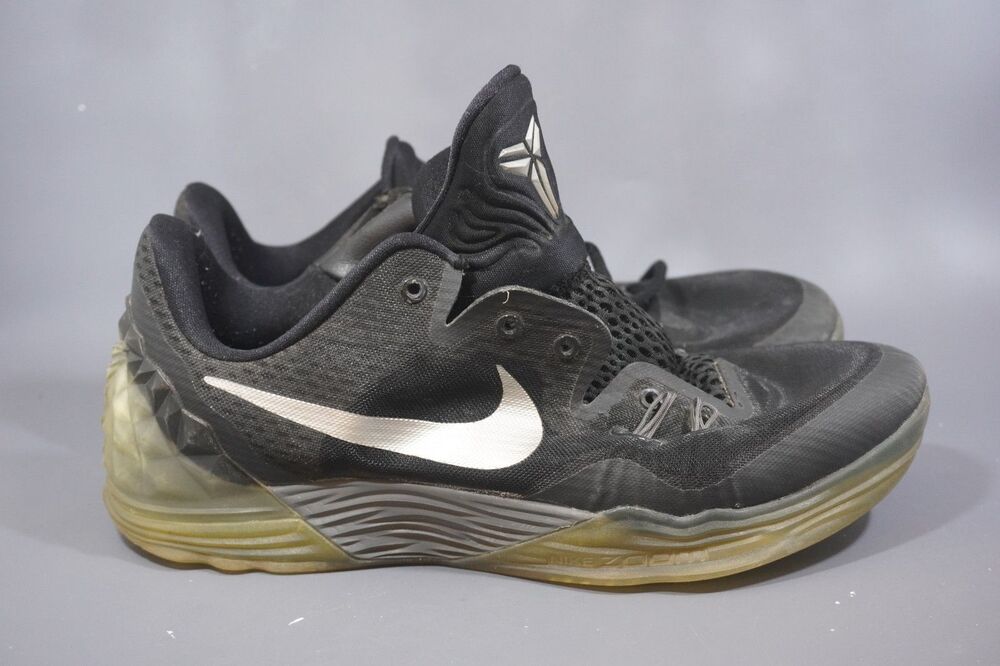 Nike Zoom Kobe Venomenon 5 | Black Metallic Silver Swoosh | Men's Size 10